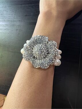 Vintage Silver Crystal Camellia Bracelet with Pearls View all photos
